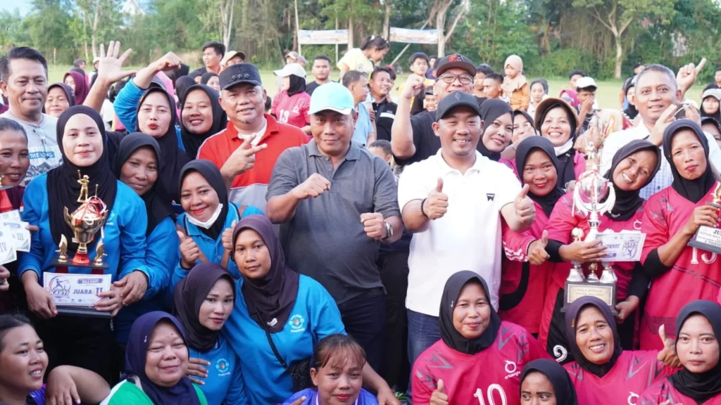 Wabup Lom: Olahraga Tradisional Eratkan Silaturahmi dan Jaga Warisan Budaya