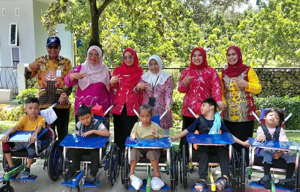 KETUA TP PKK JELITA ASRI: KELUARGA HARUS JADI TEMPAT PALING AMAN DAN RAMAH UNTUK ANAK   HAN Ke-42 Deli Serdang Diisi 10 Program Pokok PKK