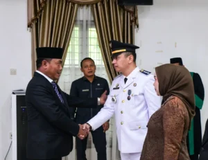 WABUP LOM LOM: PELAYAN PUBLIK DELI SERDANG HARUS CEPAT, TEPAT, DAN HUMANIS    “25 Pejabat Dilantik, Wabup Tegaskan Tolak Birokrasi Berbelit”