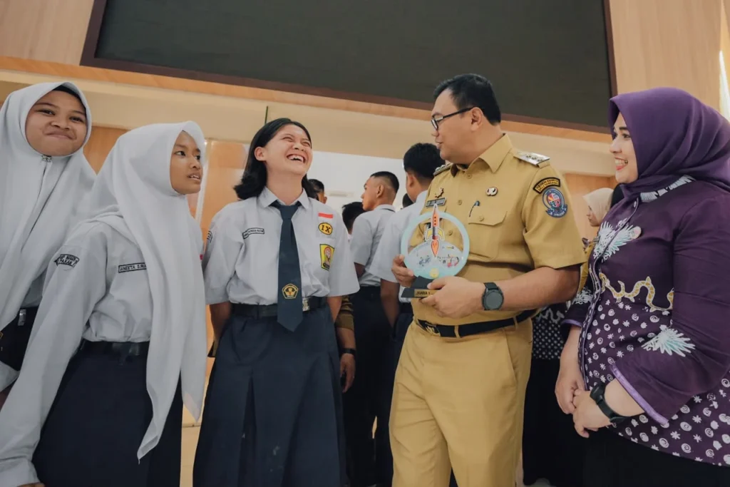 Bupati Asri Ludin: Pemerintah Akan Dukung Aplikasi “PERISAI PINTAR” Karya Siswa  