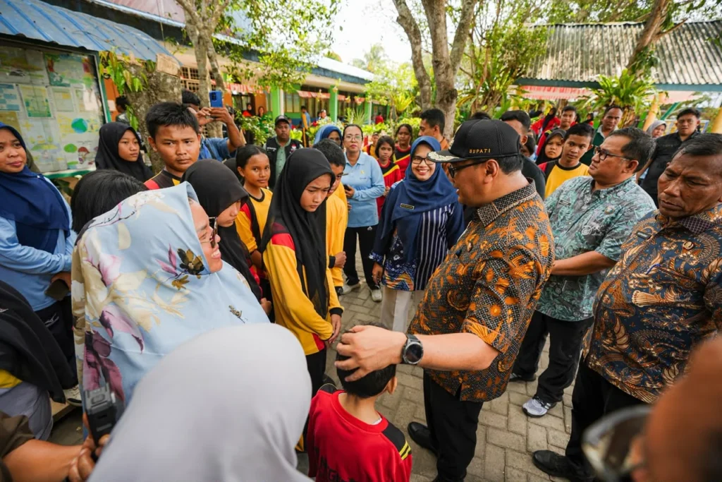 Tinjau SMPN 2 Lubuk Pakam, Bupati Asri Ludin: “Setiap Anak Punya Potensi Berbeda, Harus Kita Kembangkan”