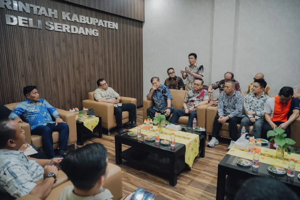 Seru! 1 PABRIK DAUR ULANG CHINA DI DELI SERDANG BAKAL SERAP 10.000 TENAGA KERJA KARENA PAKAI SISTEM MANUAL!