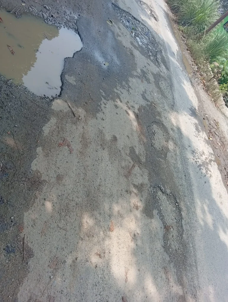 Belum 3 Bulan Diperbaiki, Jalan APBD Deli Serdang di Duren Lima Jati Baru Kembali Berlubang Parah, Kontraktor Wajib Perbaiki  “Masa Pemeliharaan Masih Berjalan, Dana Retensi 5% Belum Boleh Cair”