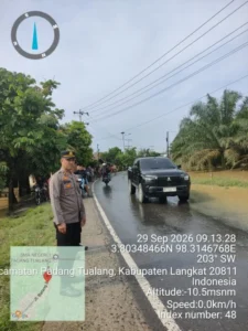 Polres Langkat Salurkan 100 Sak Material untuk Pembangunan Gereja GBKP Runggun Titi Besi