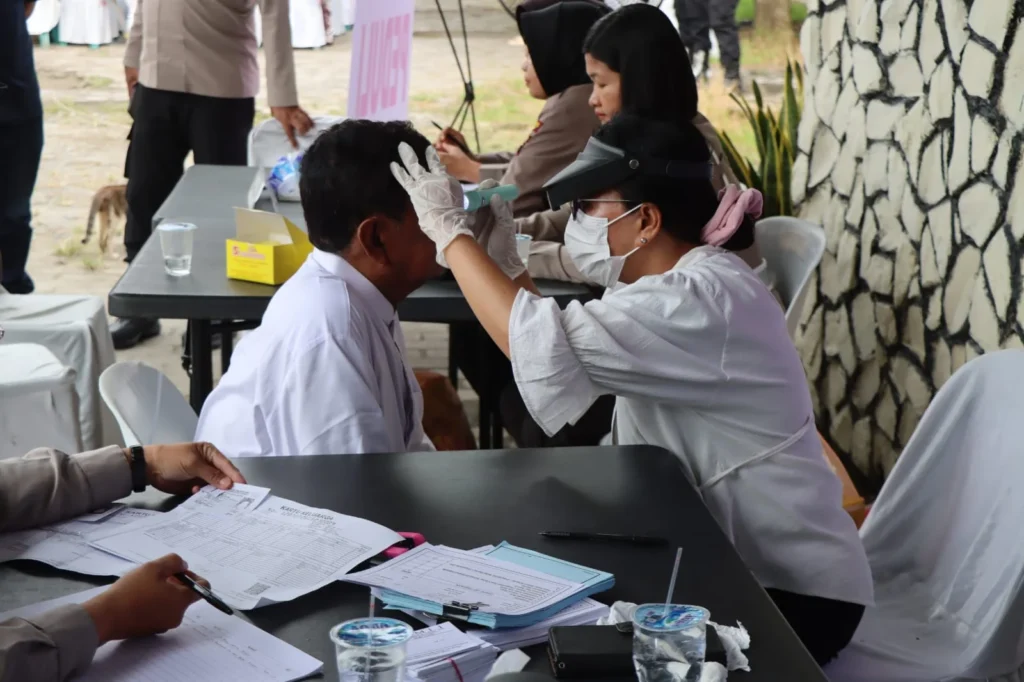 Polres Binjai dan Lions Club Bantu Masyarakat, Gelar Operasi Katarak Gratis Sambut HKGB Ke-74