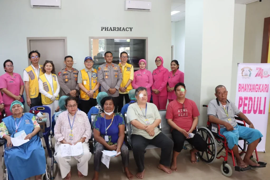 Wujudkan Kepedulian Nyata, Polres Binjai Bersama Bhayangkari Gelar Bakti Kesehatan Operasi Katarak